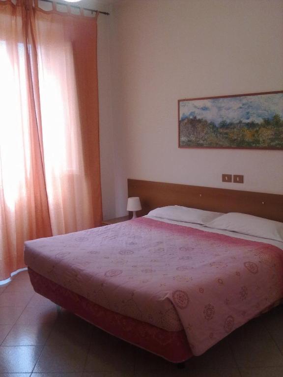 Albergo Italia Di Nardi Renzo & C Snc Poggibonsi Bilik gambar